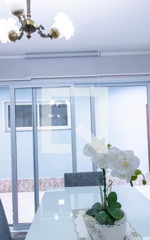 Casa à venda com 227m², 3 quartos e 2 vagas Casa à venda com 227m², 3 quartos e 2 vagasSala de Jantar