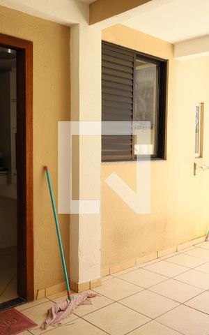 Casa à venda com 256m², 4 quartos e 2 vagasLavanderia