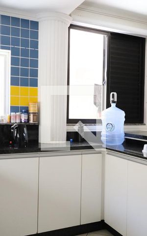 Casa à venda com 256m², 4 quartos e 2 vagasCozinha