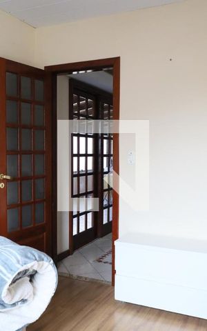 Casa à venda com 256m², 4 quartos e 2 vagasQuarto 2