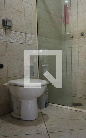 Casa à venda com 256m², 4 quartos e 2 vagasBanheiro
