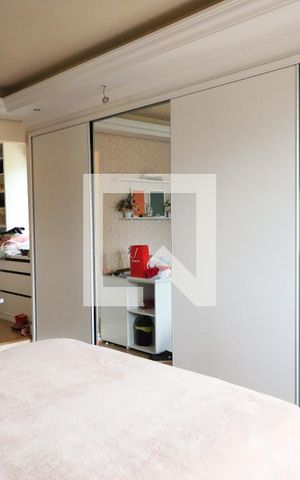 Casa à venda com 256m², 4 quartos e 2 vagasSuíte 