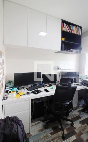 Apartamento à venda com 90m², 3 quartos e 3 vagas Apartamento à venda com 90m², 3 quartos e 3 vagasQuarto 2