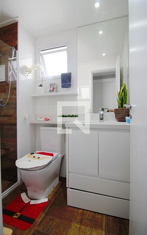 Apartamento à venda com 90m², 3 quartos e 3 vagas Apartamento à venda com 90m², 3 quartos e 3 vagasBanheiro