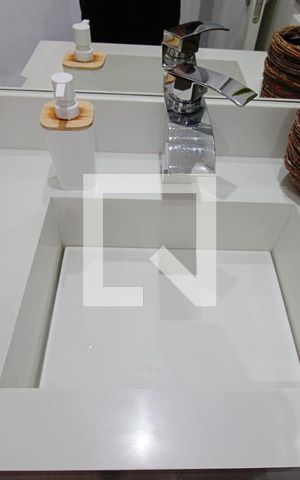 Apartamento à venda com 90m², 3 quartos e 3 vagas Apartamento à venda com 90m², 3 quartos e 3 vagasBanheiro