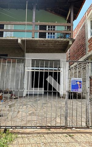 Casa à venda com 480m², 4 quartos e 4 vagasFachada
