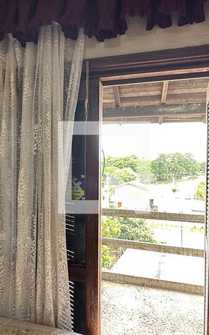 Casa à venda com 480m², 4 quartos e 4 vagasPorta Janela do Quarto 3