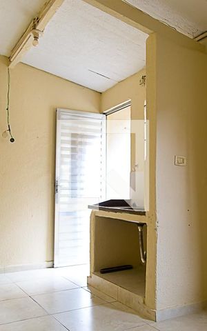 Casa de condomínio para alugar com 30m², 1 quarto e sem vagaStudio