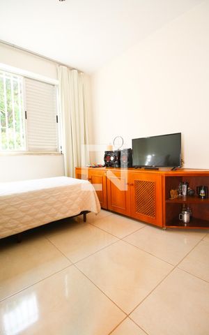 Apartamento à venda com 248m², 3 quartos e 1 vaga Apartamento à venda com 248m², 3 quartos e 1 vagaquarto 2