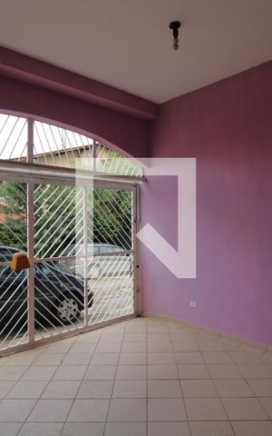 Casa para alugar com 90m², 2 quartos e 1 vagaGaragem