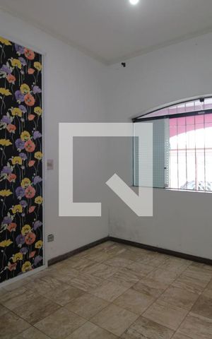 Casa para alugar com 90m², 2 quartos e 1 vagaQuarto 1