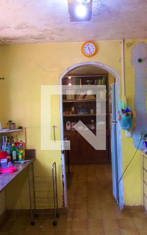 Casa à venda com 230m², 4 quartos e 2 vagas Casa à venda com 230m², 4 quartos e 2 vagasCopa / Cozinha
