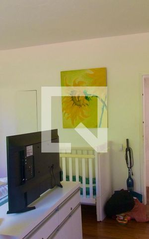 Casa à venda com 230m², 4 quartos e 2 vagas Casa à venda com 230m², 4 quartos e 2 vagasSuíte