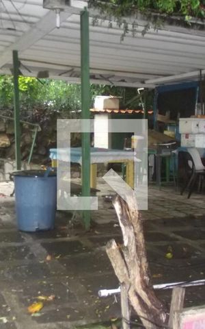 Casa à venda com 1609m², 4 quartos e 4 vagasQuintal