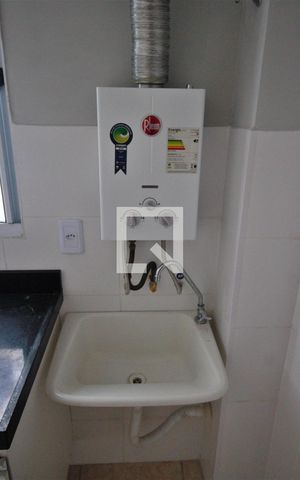 Apartamento para alugar com 40m², 2 quartos e 1 vaga Apartamento para alugar com 40m², 2 quartos e 1 vagaCozinha e Área de Serviço