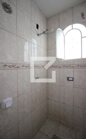 Casa para alugar com 54m², 2 quartos e 1 vagaBanheiro