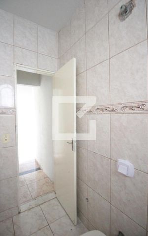 Casa para alugar com 54m², 2 quartos e 1 vagaBanheiro