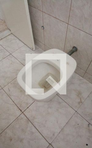 Casa para alugar com 54m², 2 quartos e 1 vagaBanheiro