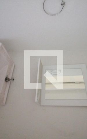 Casa para alugar com 54m², 2 quartos e 1 vagaBanheiro