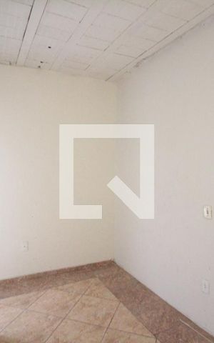 Casa para alugar com 54m², 2 quartos e 1 vagaQuarto 1