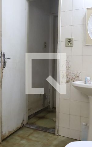 Casa à venda com 167m², 2 quartos e 5 vagasBanheiro