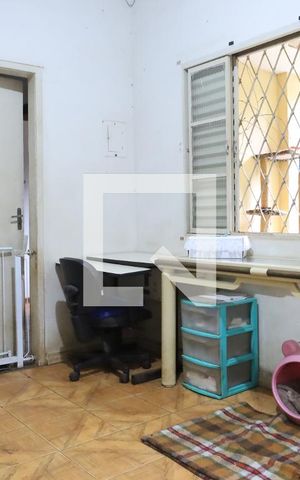 Casa à venda com 167m², 2 quartos e 5 vagasSala
