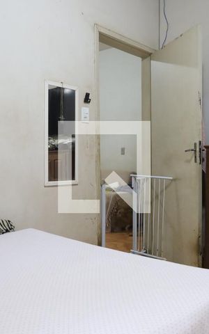 Casa à venda com 167m², 2 quartos e 5 vagasQuarto