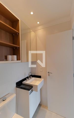 Apartamento para alugar com 75m², 2 quartos e 2 vagasBanheiro da Suíte 02