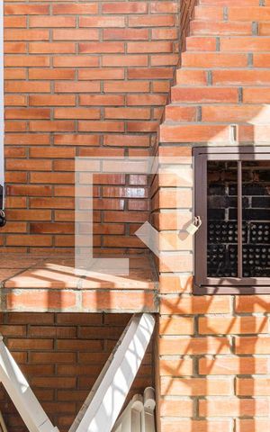 Casa à venda com 331m², 5 quartos e 2 vagasChurrasqueira