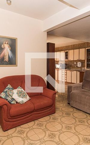 Casa à venda com 331m², 5 quartos e 2 vagasSala 2