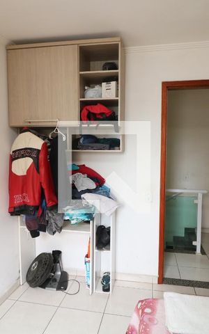 Casa à venda com 100m², 3 quartos e 4 vagasQuarto