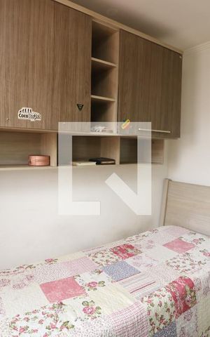 Casa à venda com 100m², 3 quartos e 4 vagasQuarto 2