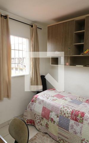 Casa à venda com 100m², 3 quartos e 4 vagasQuarto 2