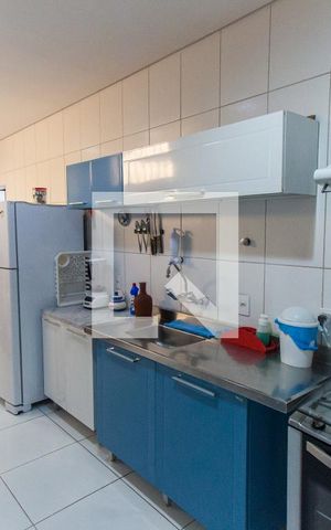 Casa à venda com 256m², 6 quartos e 3 vagas Casa à venda com 256m², 6 quartos e 3 vagasCozinha 1