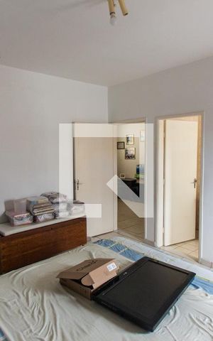 Casa à venda com 256m², 6 quartos e 3 vagas Casa à venda com 256m², 6 quartos e 3 vagasSuíte 1
