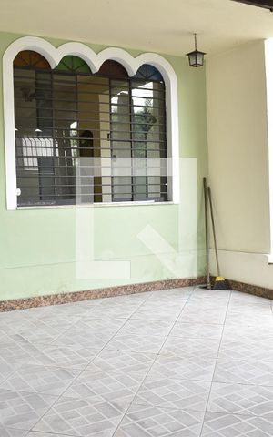 Casa para alugar com 126m², 4 quartos e 2 vagasGaragem