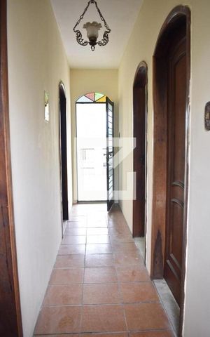 Casa para alugar com 126m², 4 quartos e 2 vagasCorredor