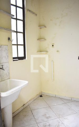 Casa para alugar com 126m², 4 quartos e 2 vagasLavanderia