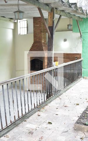 Casa para alugar com 126m², 4 quartos e 2 vagasQuintal