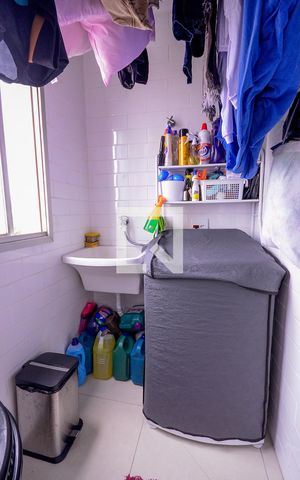 Apartamento à venda com 83m², 3 quartos e 1 vaga Apartamento à venda com 83m², 3 quartos e 1 vagaArea de Serviço