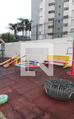 Apartamento à venda com 74m², 3 quartos e 2 vagasPlayground