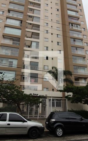 Apartamento à venda com 74m², 3 quartos e 2 vagasFachada