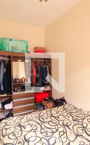 Casa à venda com 180m², 2 quartos e 2 vagas Casa à venda com 180m², 2 quartos e 2 vagasQuarto 2