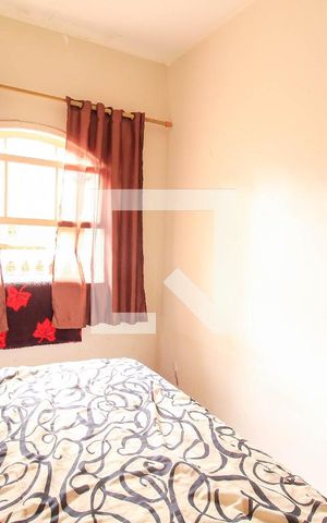 Casa à venda com 180m², 2 quartos e 2 vagas Casa à venda com 180m², 2 quartos e 2 vagasQuarto 2