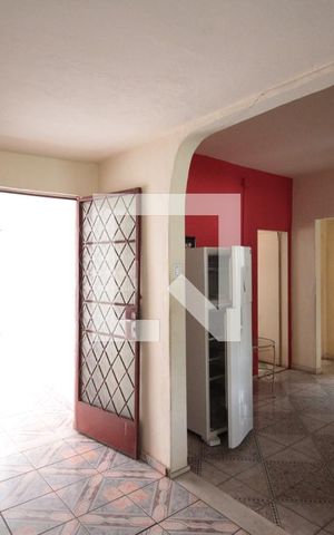 Casa à venda com 360m², 3 quartos e 2 vagasSala