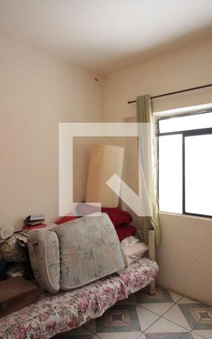 Casa à venda com 360m², 3 quartos e 2 vagasQuarto 1