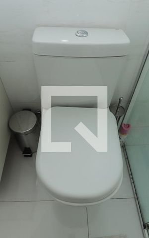 Apartamento para alugar com 180m², 2 quartos e 2 vagasBanheiro do Quarto 2