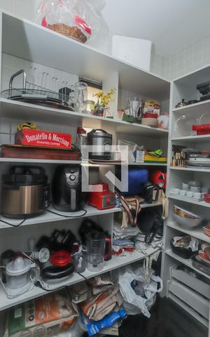 Apartamento para alugar com 180m², 2 quartos e 2 vagasDespensa