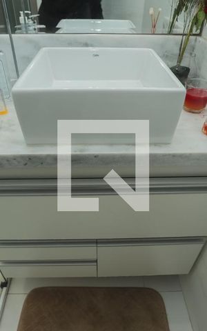 Apartamento para alugar com 180m², 2 quartos e 2 vagasBanheiro Social
