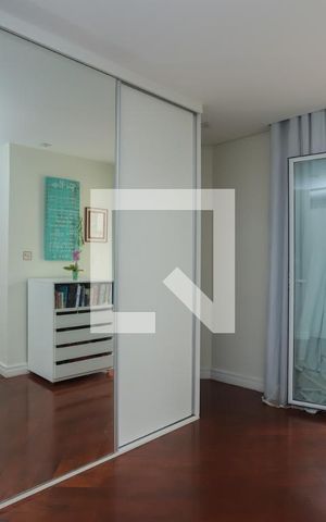 Apartamento para alugar com 180m², 2 quartos e 2 vagasQuarto 2 - Suíte